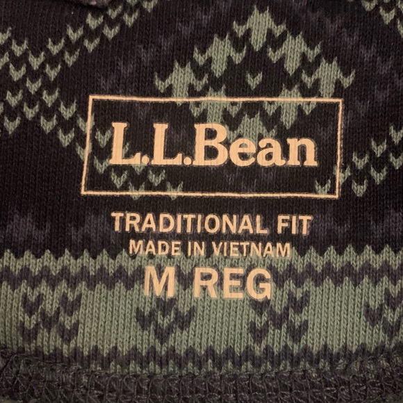 L L BEAN Heavy Cotton Blend 1/4 Zip Sweatershirt - Picture 3 of 7